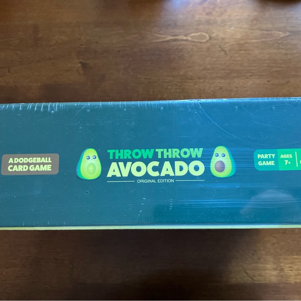 NEW Exploding Kittens Throw Throw Avocado Card Game - Picture 6 of 7